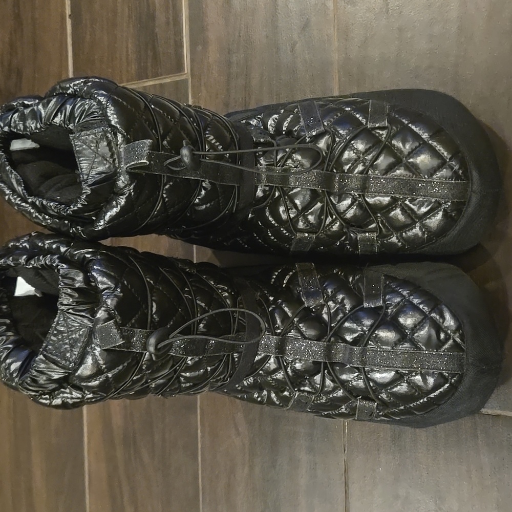 Capezio Black Quilted Technique Warm Up Dance Boot Sz L - Picture 2 of 9
